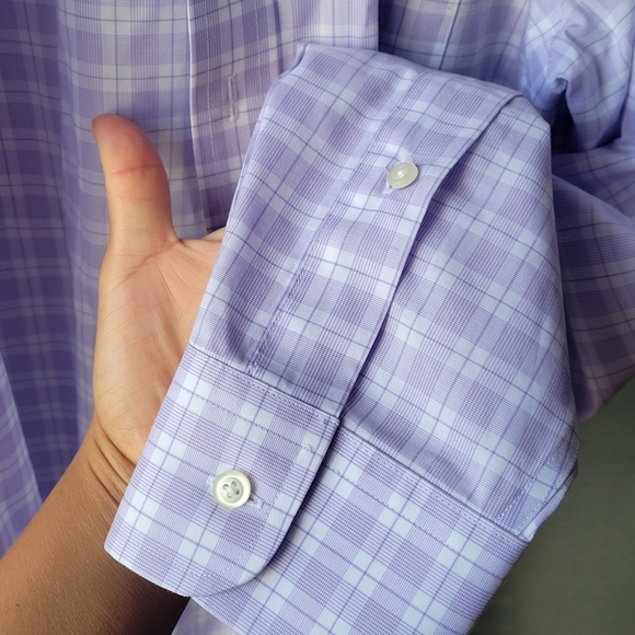 Jos A Bank Traveler Mens Shirt Slim Fit 15.5 34 Med Traditional Fit Purple Plaid - Picture 5 of 8